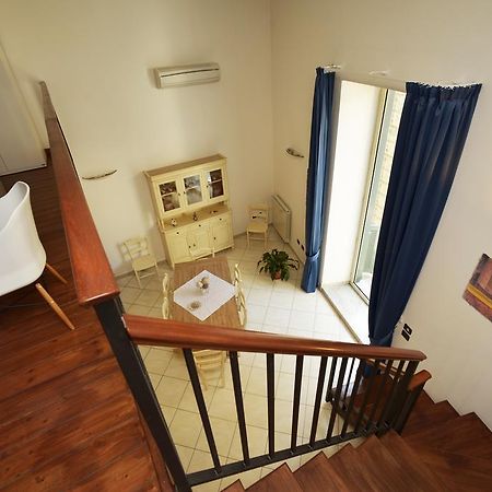 Italia Apartment Неаполь Экстерьер фото