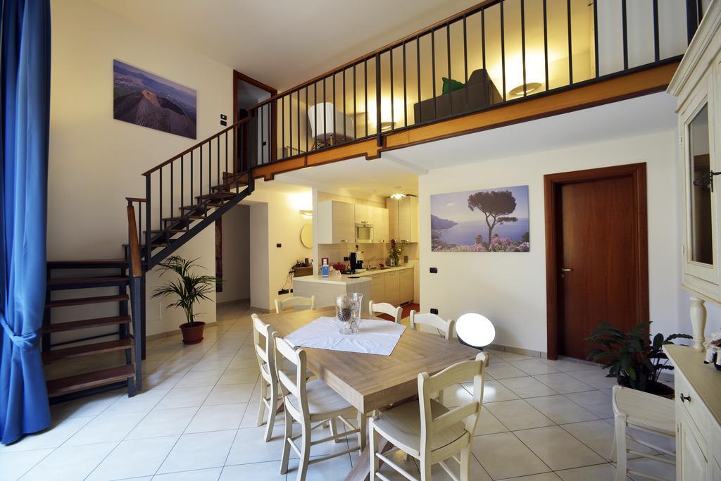 Italia Apartment Неаполь Экстерьер фото