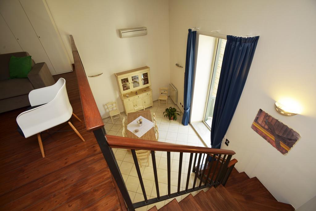 Italia Apartment Неаполь Экстерьер фото